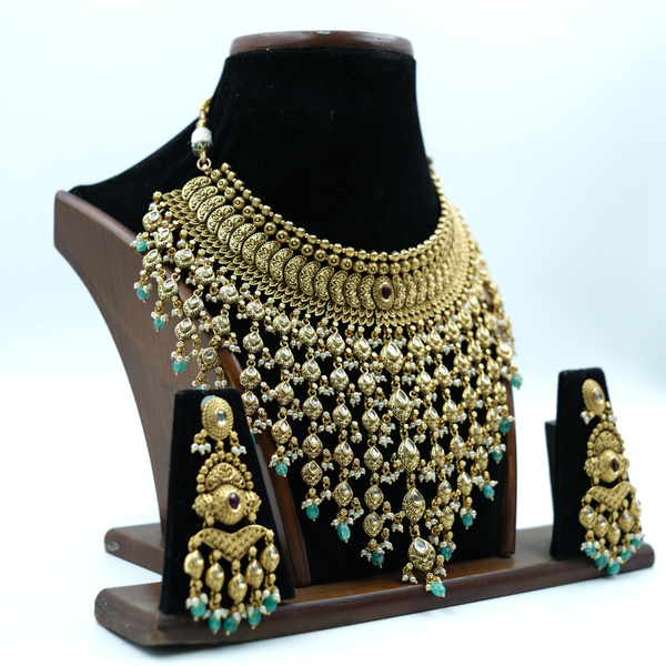 Royal Regal Heritage Necklace Set