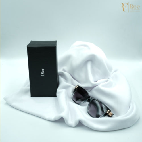 Sun-Chic Signature Shades