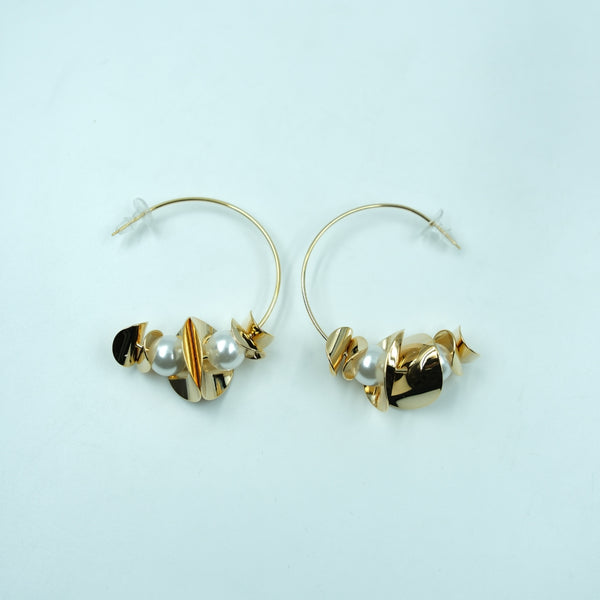 Pearla Twist Hoop Earrings