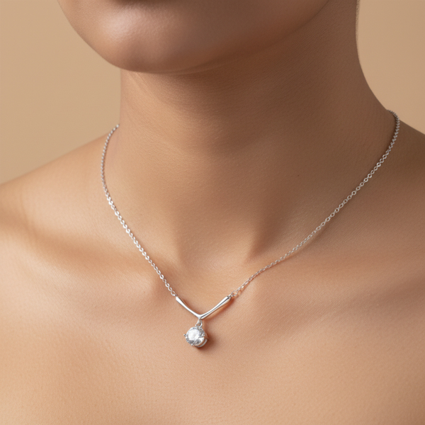 Vera Solitaire Pendant