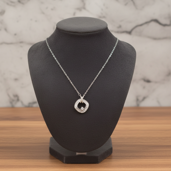 Eterna Halo Pendant