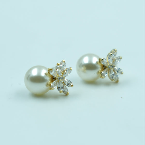 Pearl Crown Stud Earrings