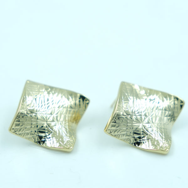 Golden Ripple Square Stud Earrings
