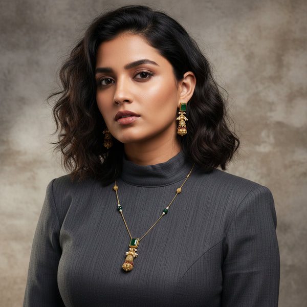 Emerald Royale Drop Necklace Set